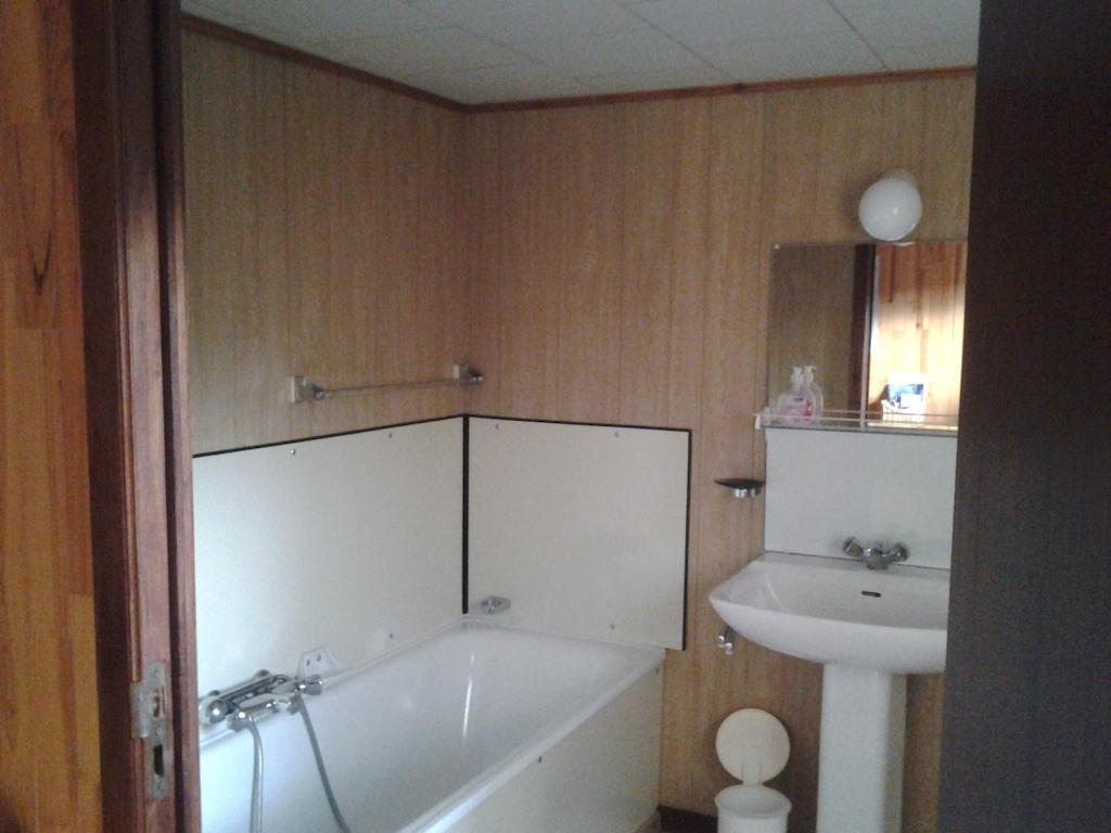 La Cle Des Champs Villa Bertogne Ruang foto
